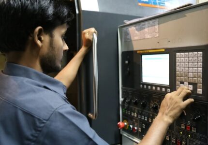 working-plant-technology-steel-male-metal-709108-pxhere.com